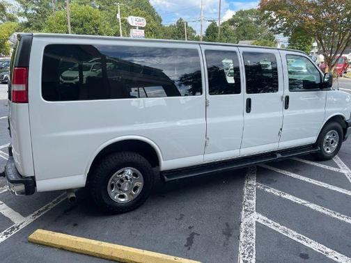 2020 Chevrolet Express 3500 LT