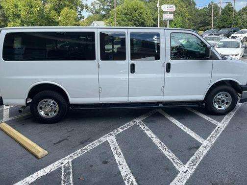 2020 Chevrolet Express 3500 LT
