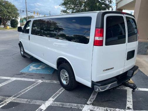 2020 Chevrolet Express 3500 LT