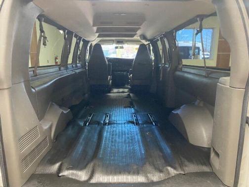 2022 Chevrolet Express 3500 LS