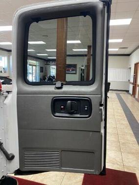 2022 Chevrolet Express 3500 LS