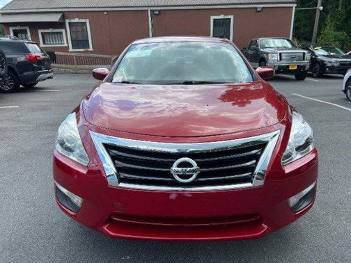 Photo 3 of 17 of 2014 Nissan Altima 2.5 S