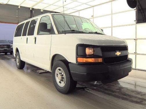 2009 Chevrolet Express 2500 LS
