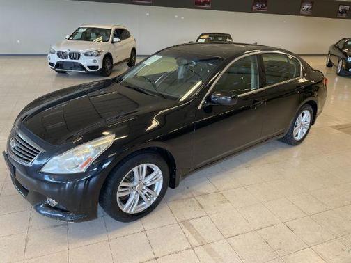 2011 INFINITI G37x Base