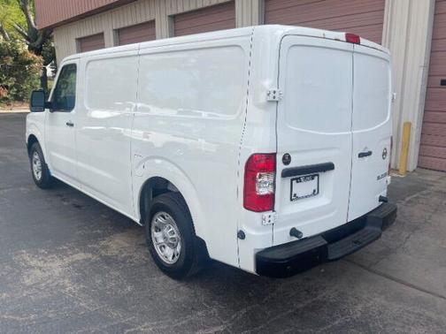 2018 Nissan NV Cargo NV2500 HD SV V6/SV V8