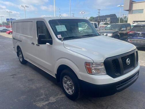 2018 Nissan NV Cargo NV2500 HD SV V6/SV V8