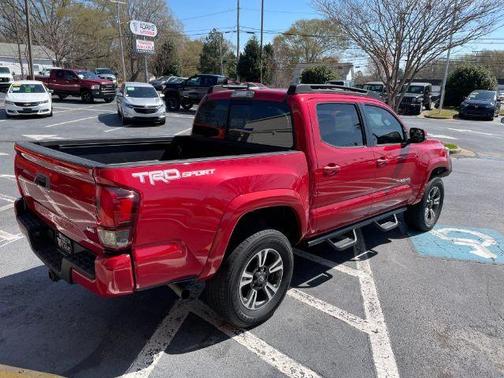 Barcelona Red Metallic 2018 Toyota Tacoma TRD Sport