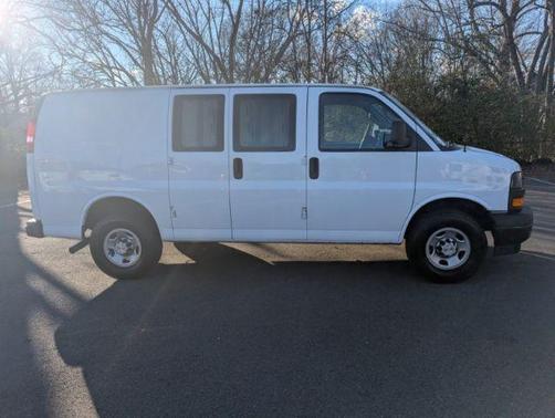 2022 Chevrolet Express 2500 Work Van