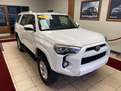 Super White 2018 Toyota 4Runner SR5 Premium
