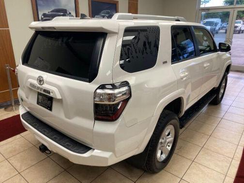 Super White 2018 Toyota 4Runner SR5 Premium