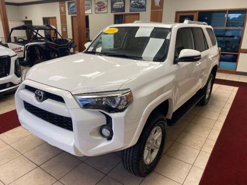 Super White 2018 Toyota 4Runner SR5 Premium