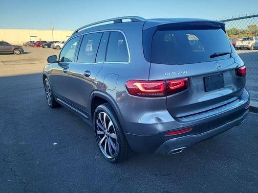2021 Mercedes-Benz GLB 250 Base
