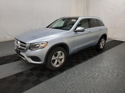 2018 Mercedes-Benz GLC 300 Base 4MATIC