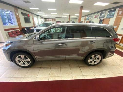 Predawn Gray Mica 2019 Toyota Highlander Limited