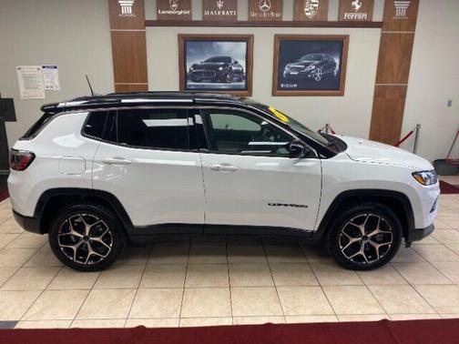 Bright White Clearcoat 2025 Jeep Compass Limited