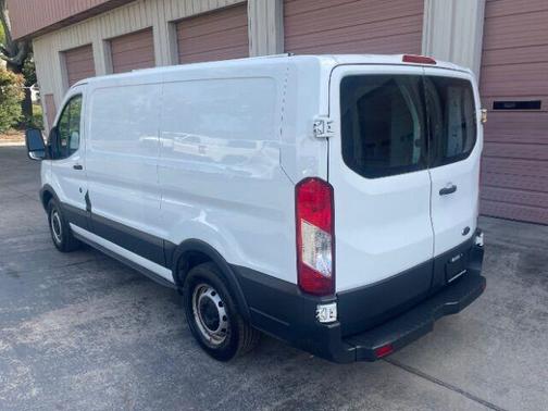 2015 Ford Transit-150 Base