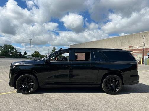 2024 Cadillac Escalade ESV Sport Platinum