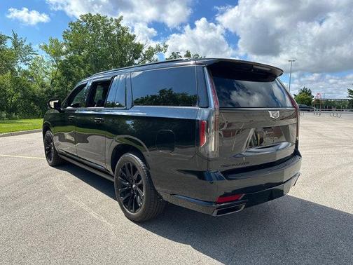 2024 Cadillac Escalade ESV Sport Platinum
