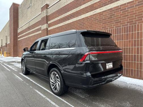 2025 Lincoln Navigator Reserve