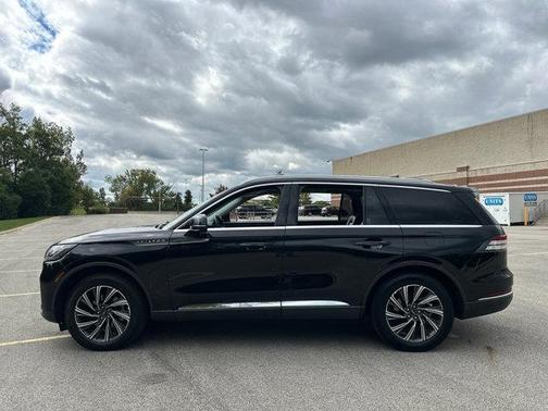 2025 Lincoln Aviator Livery