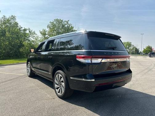 2024 Lincoln Navigator Reserve