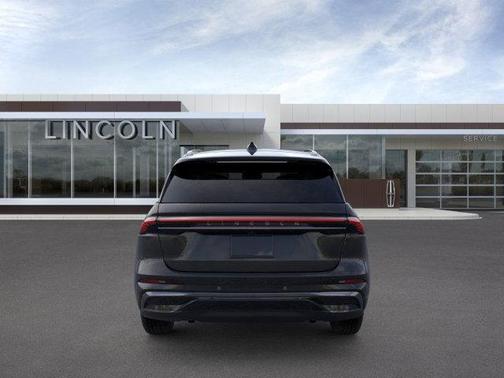 2025 Lincoln Nautilus Reserve