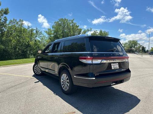 2024 Lincoln Navigator Premiere
