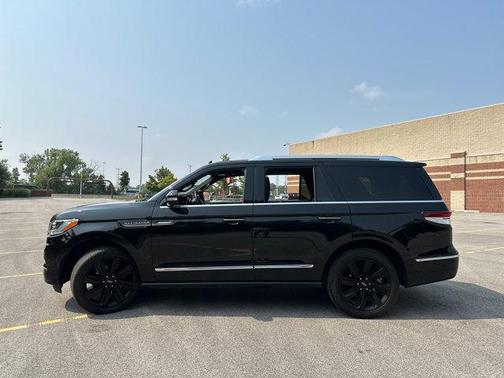 2022 Lincoln Navigator Reserve
