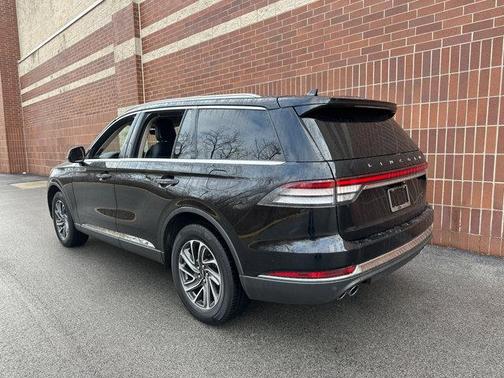 2023 Lincoln Aviator Livery