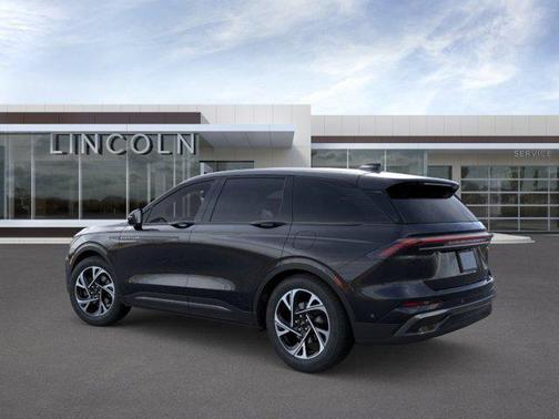 INFINITE BLACK MET CC 2024 Lincoln Nautilus Premiere