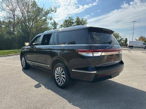 2024 Lincoln Navigator Premiere