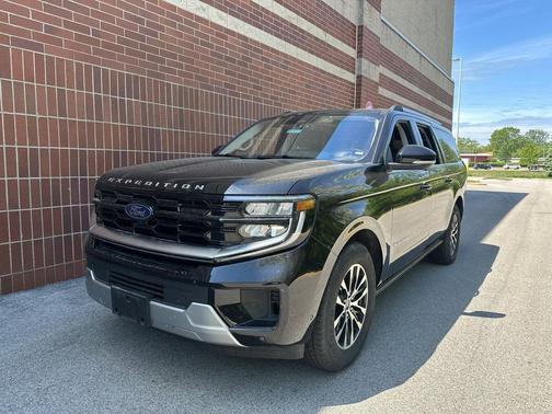 AGATE BLACK METALLIC 2025 Ford Expedition Max Platinum