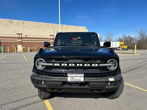 2025 Ford Bronco Outer Banks