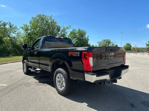 2022 Ford F-350 XL