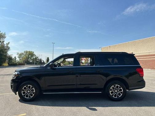 2023 Ford Expedition Max XLT