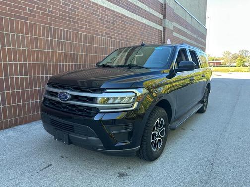 Agate Black Metallic 2024 Ford Expedition Max XLT