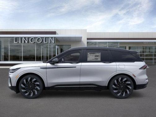 2025 Lincoln Nautilus Reserve
