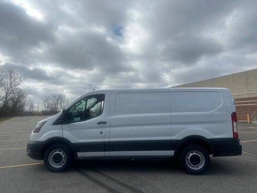 2025 Ford Transit-150 Base