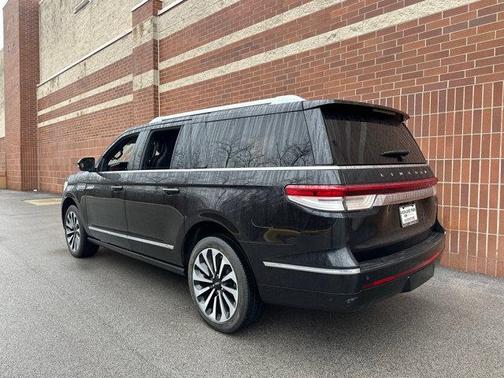2024 Lincoln Navigator Reserve