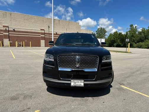 2024 Lincoln Navigator Premiere