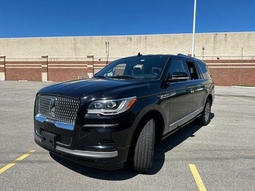 2022 Lincoln Navigator Standard L