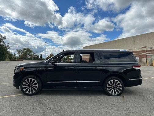 2023 Lincoln Navigator Reserve