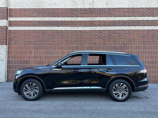 2024 Lincoln Aviator Livery