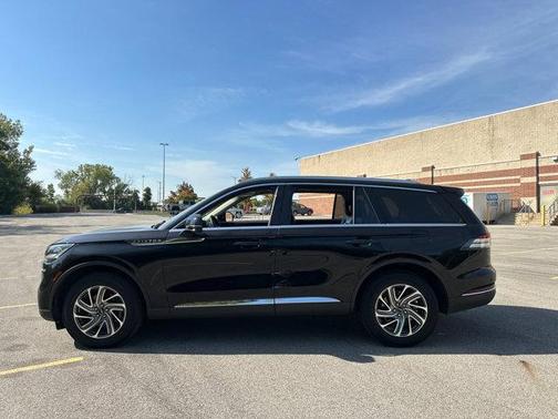 2024 Lincoln Aviator Livery