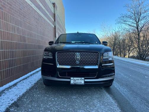 2023 Lincoln Navigator Reserve