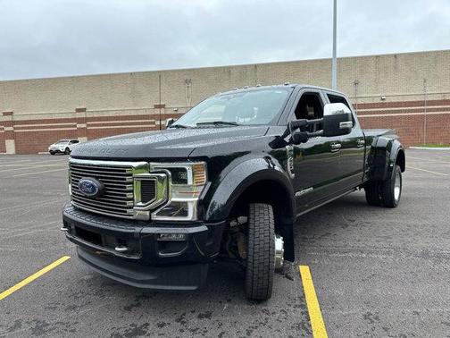2022 Ford F-450 Platinum