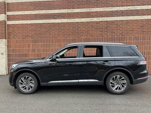 2023 Lincoln Aviator Livery