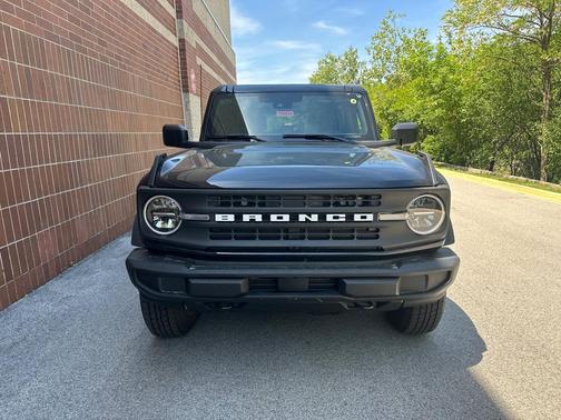 SHADOW BLACK 2026 Ford Bronco Big Bend
