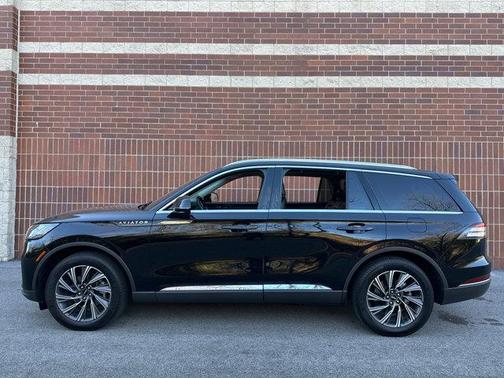 2025 Lincoln Aviator Livery