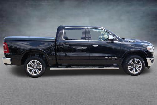 Diamond Black 2019 RAM 1500 Longhorn